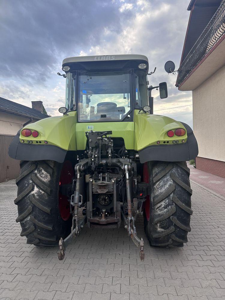 Claas Axion 810 Hexashift
