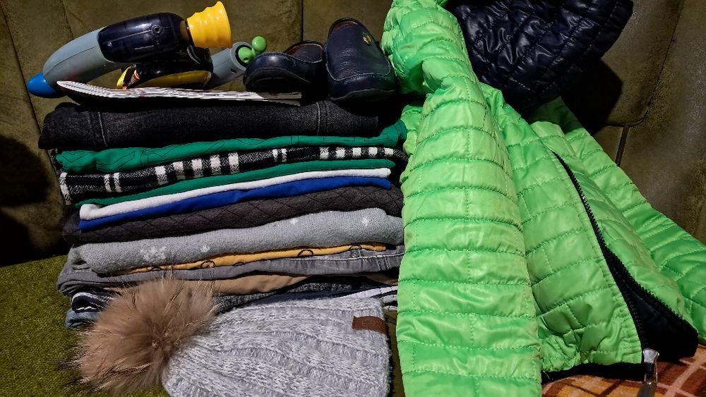 Комплект одягу до школи