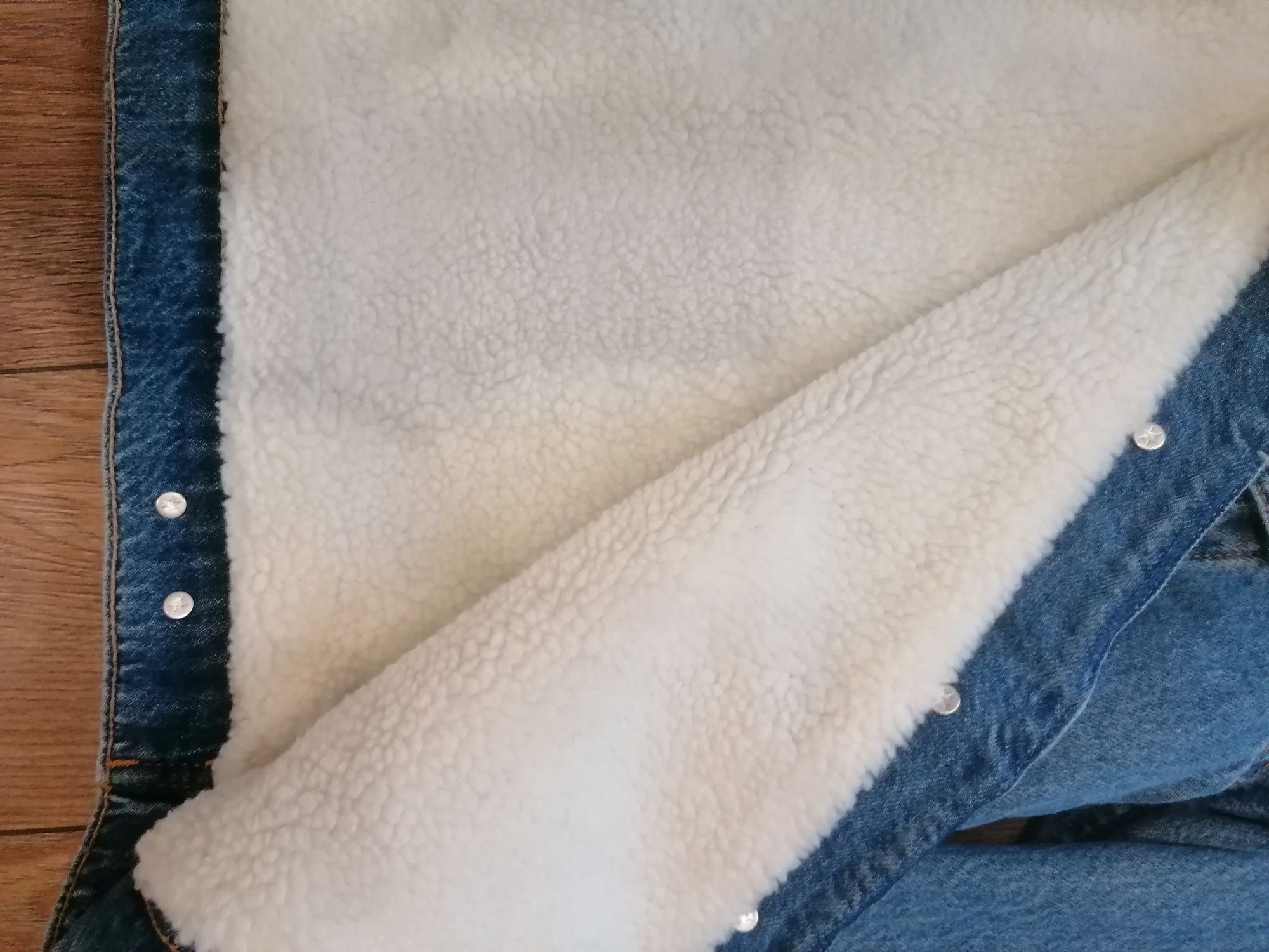 Jeansowa kurtka ocieplana BERSHKA rozmiar S