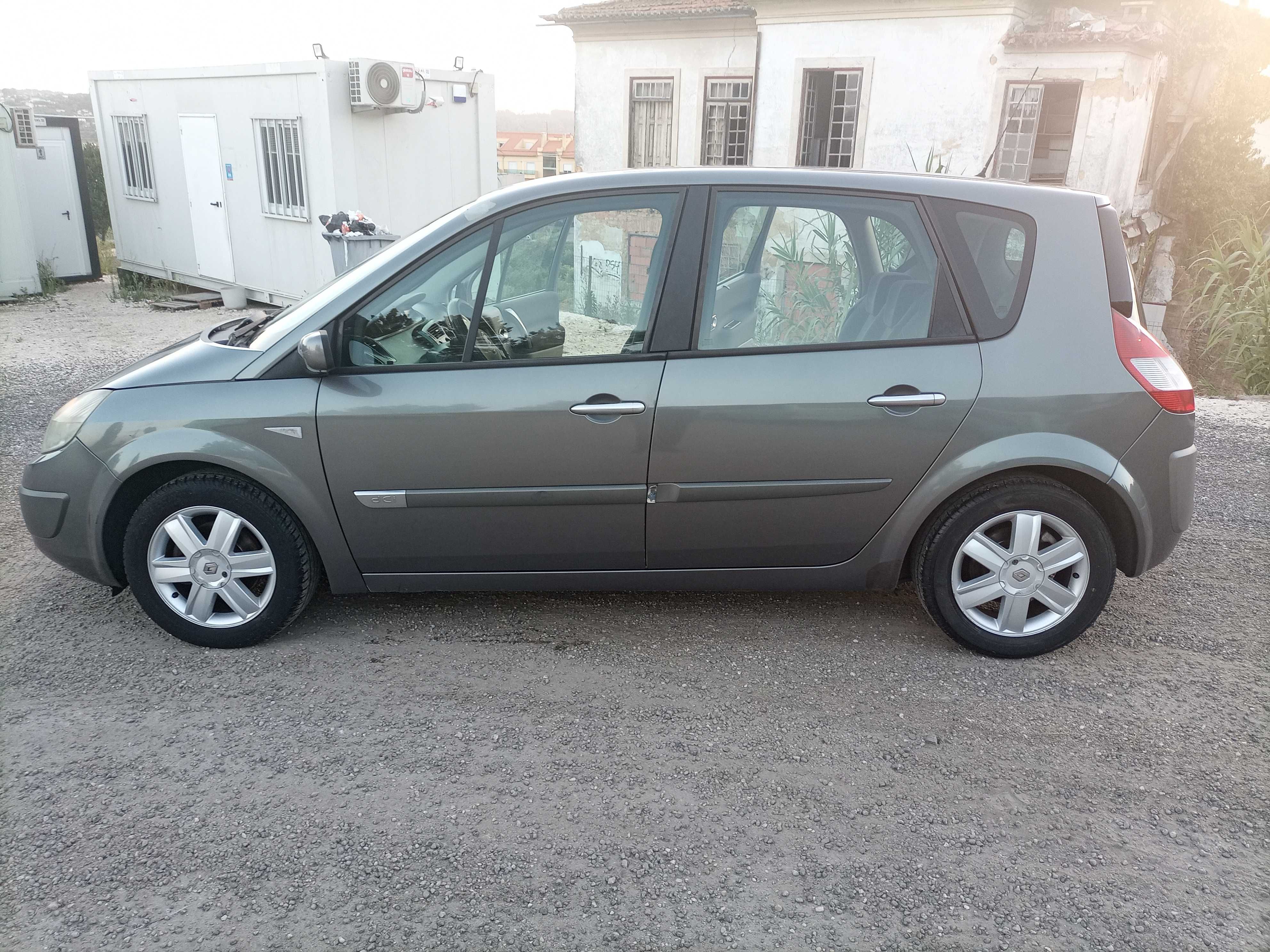 Renault scenic 2005