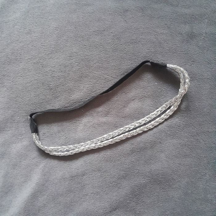 Серебристая резинка ободок для волос новая