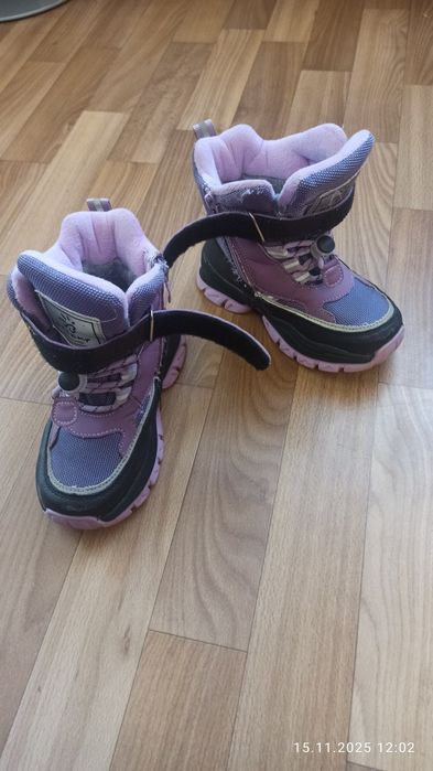 Зимние ботинки на девочку