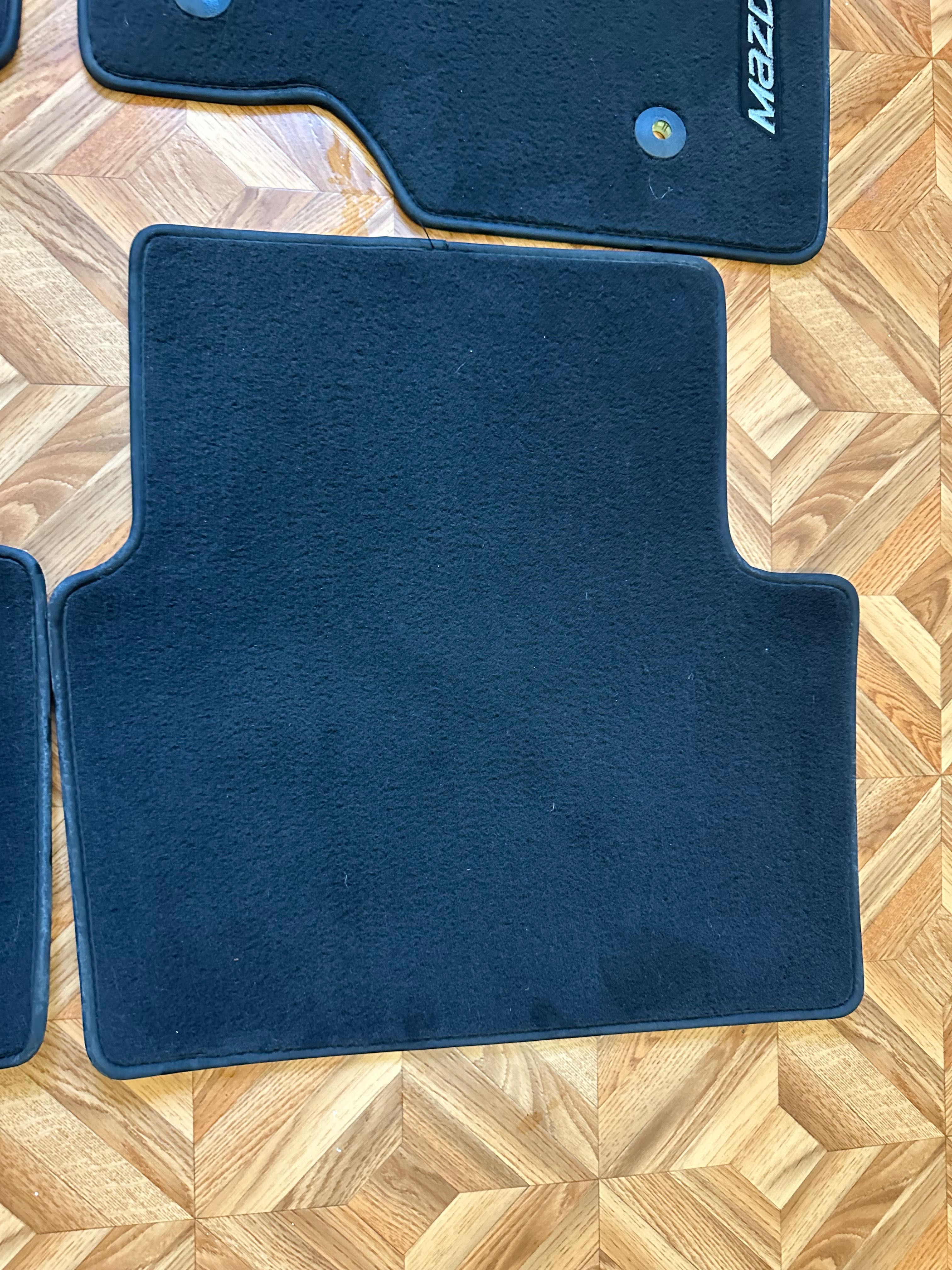 Коврики ковры полики оригинальные Mazda 3 bn bm мазда 2013 2018 года
