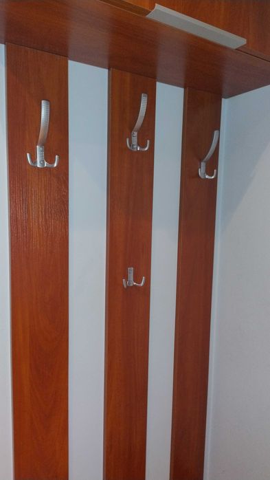 Meble przedpokój stan dobry, olcha miodowa, 4 szt