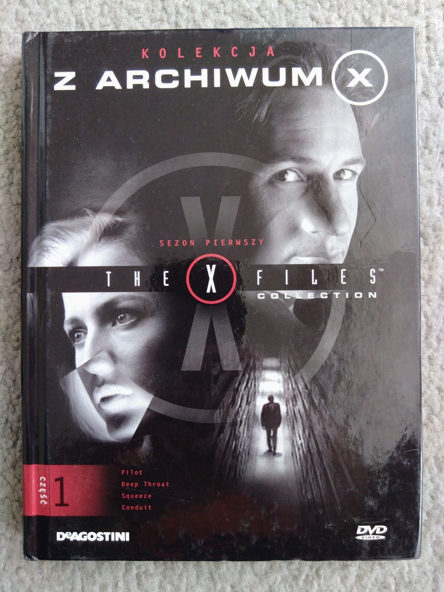 Archiwum X - część 1 książka + DVD