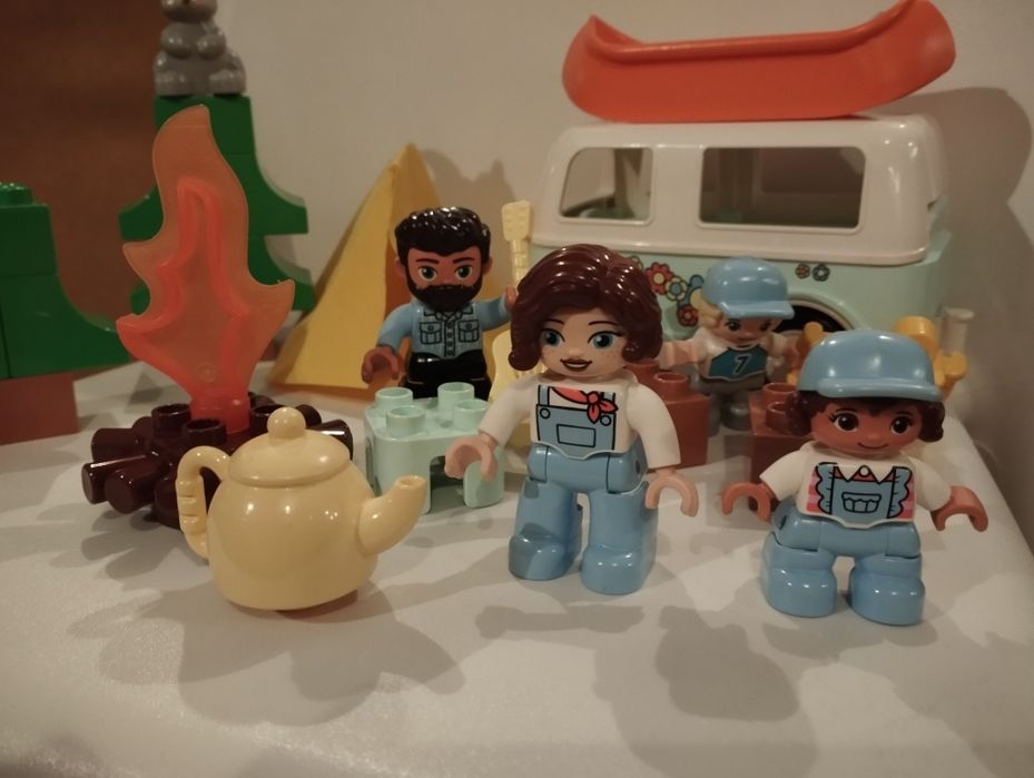 LEGO 10946 Duplo Rodzinne biwakowanie, 29 elementów