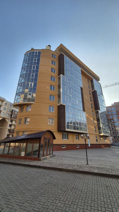 Трьохкімнатна квартира в ЖК Буковинський