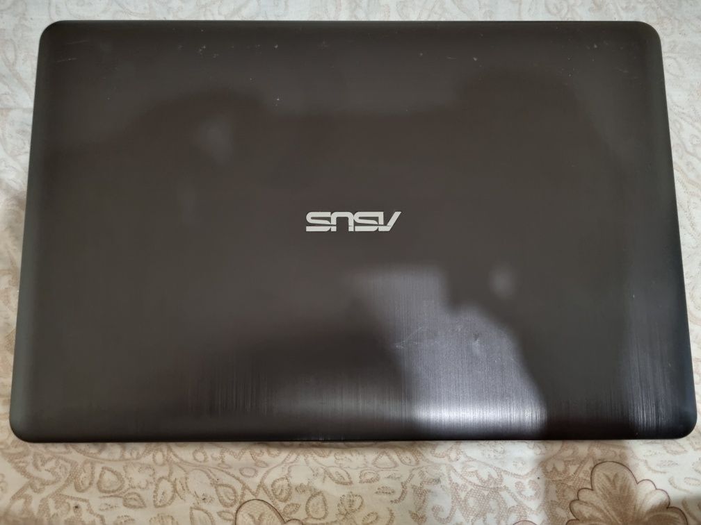 Ноутбук Asus X540LA