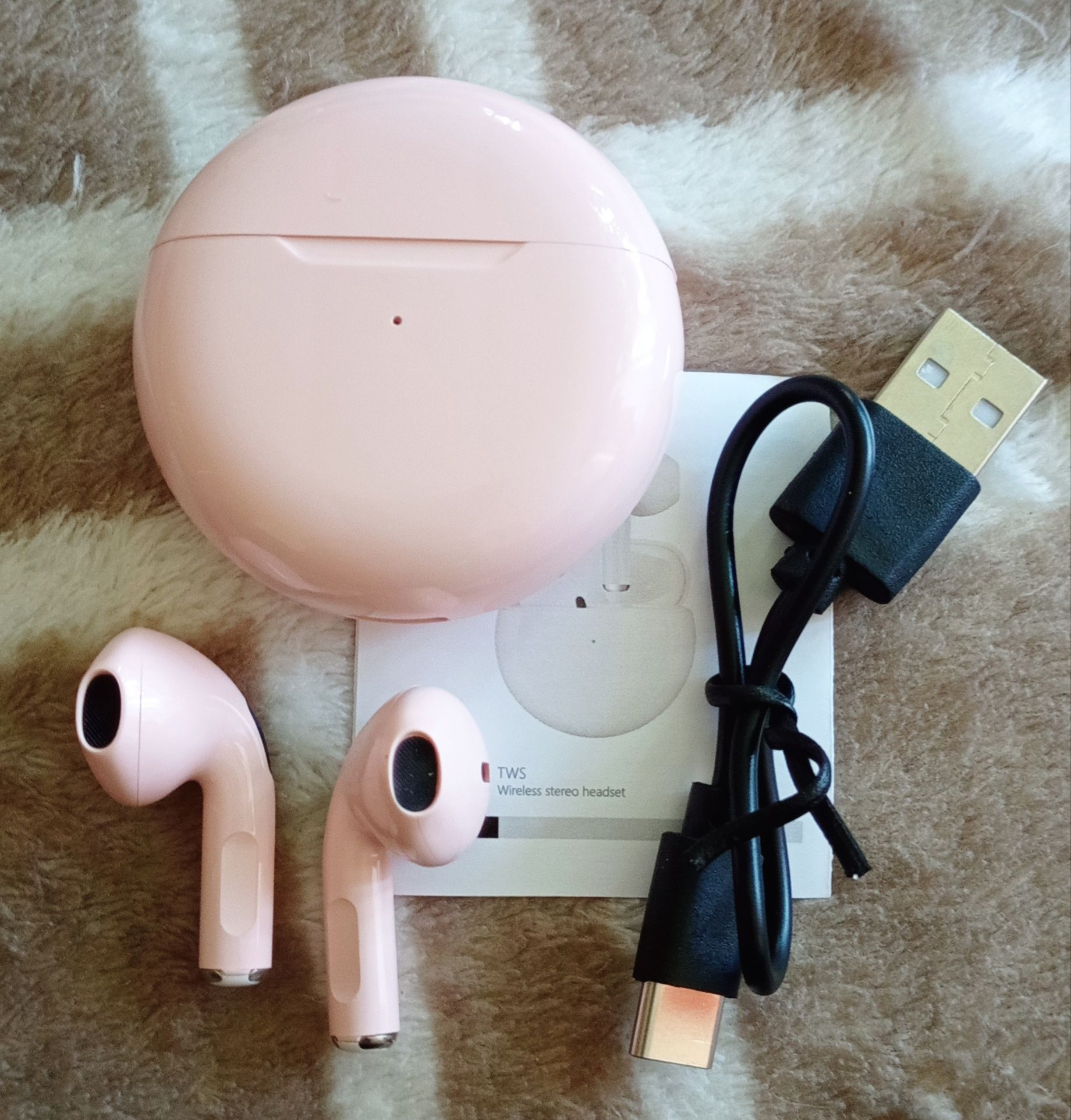 Słuchawki bezprzewodowe PRO-6 różowe