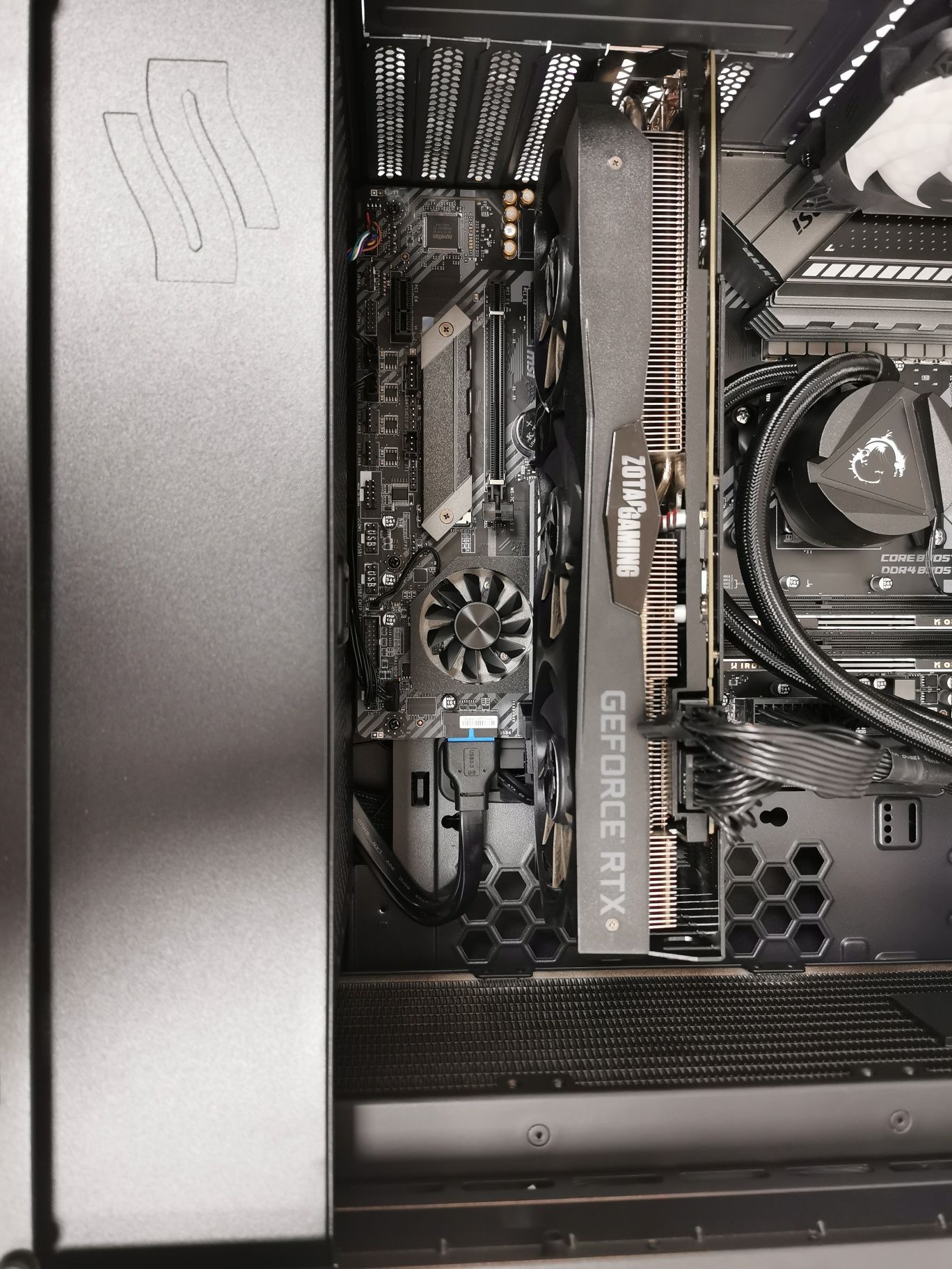 Msi x570 tomahawk wifi Ryzen 7 5800x 32GB DDR4