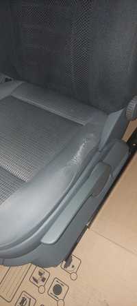 Fotele VW Caddy 2005