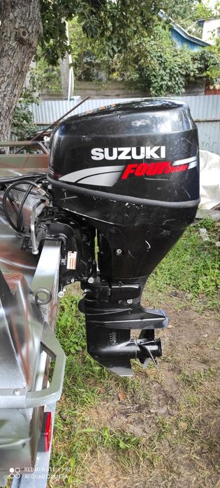 Лодка Крым (Крим) с мотором Suzuki DF-25 V-twin.