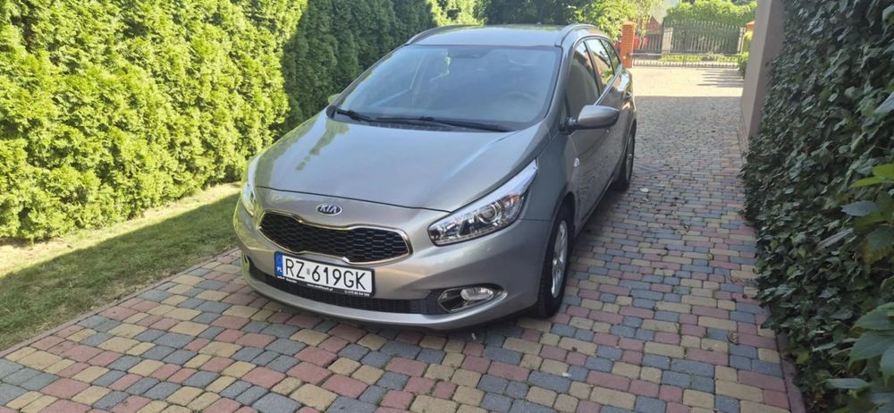 Kia Ceed Kia Ceed 1.4 LPG 2015 rok krajowy