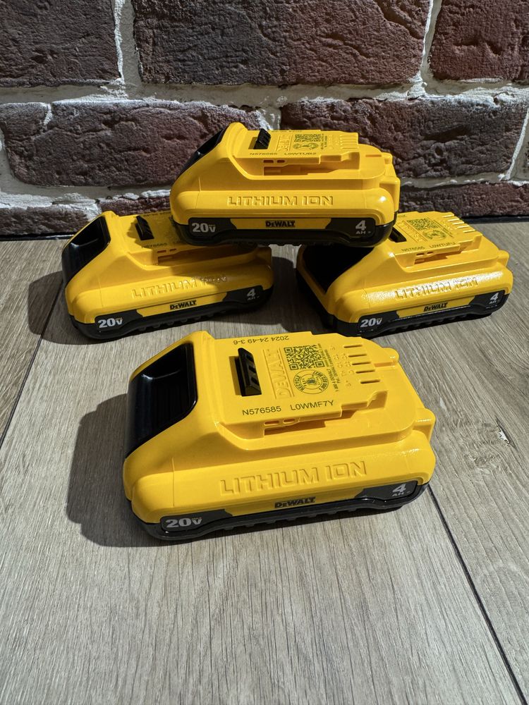Аккумулятор высокотоковый Dewalt dcb240  4Ah (2024)