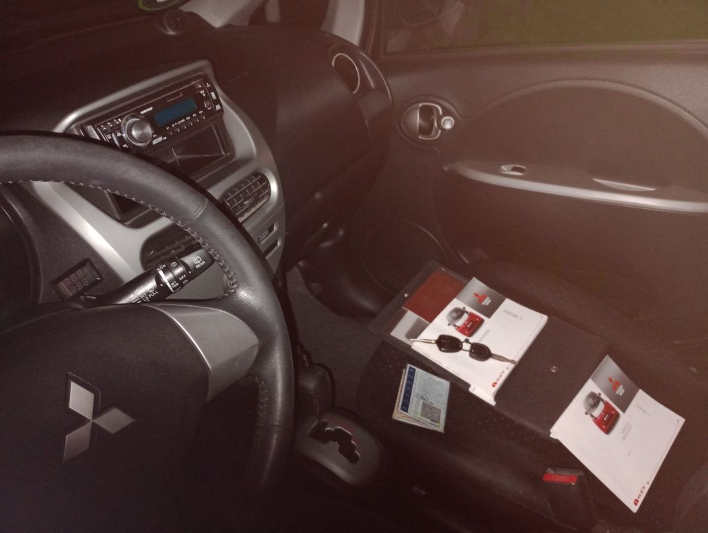 i-MIEV  Mitsubishi iOn C-zero