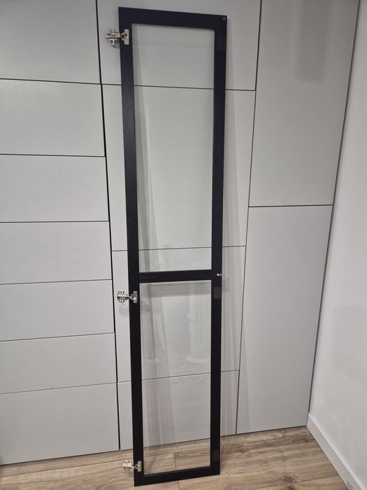 Drzwi Ikea Oxberg do Billy czarne, szklane, przeszklone