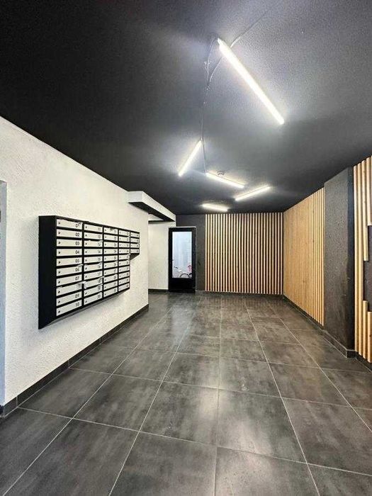 Продається 2 кімнатна Комфорт парк