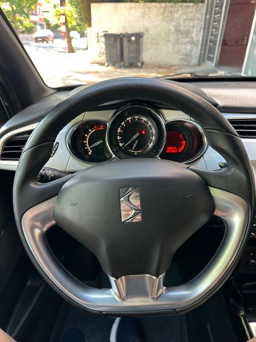 Citroen DS3 1.6 DIESEL 2012 ótimo estado