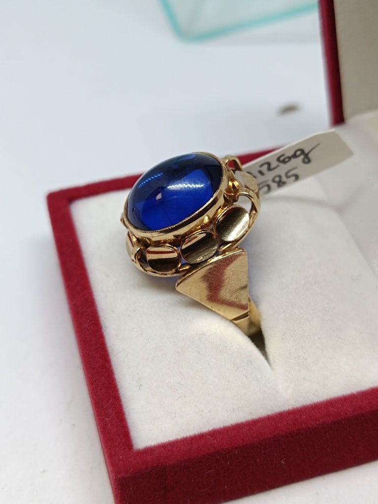 Złoty pierścionek z niebieskim oczkiem złoto 585 rozmiar 16