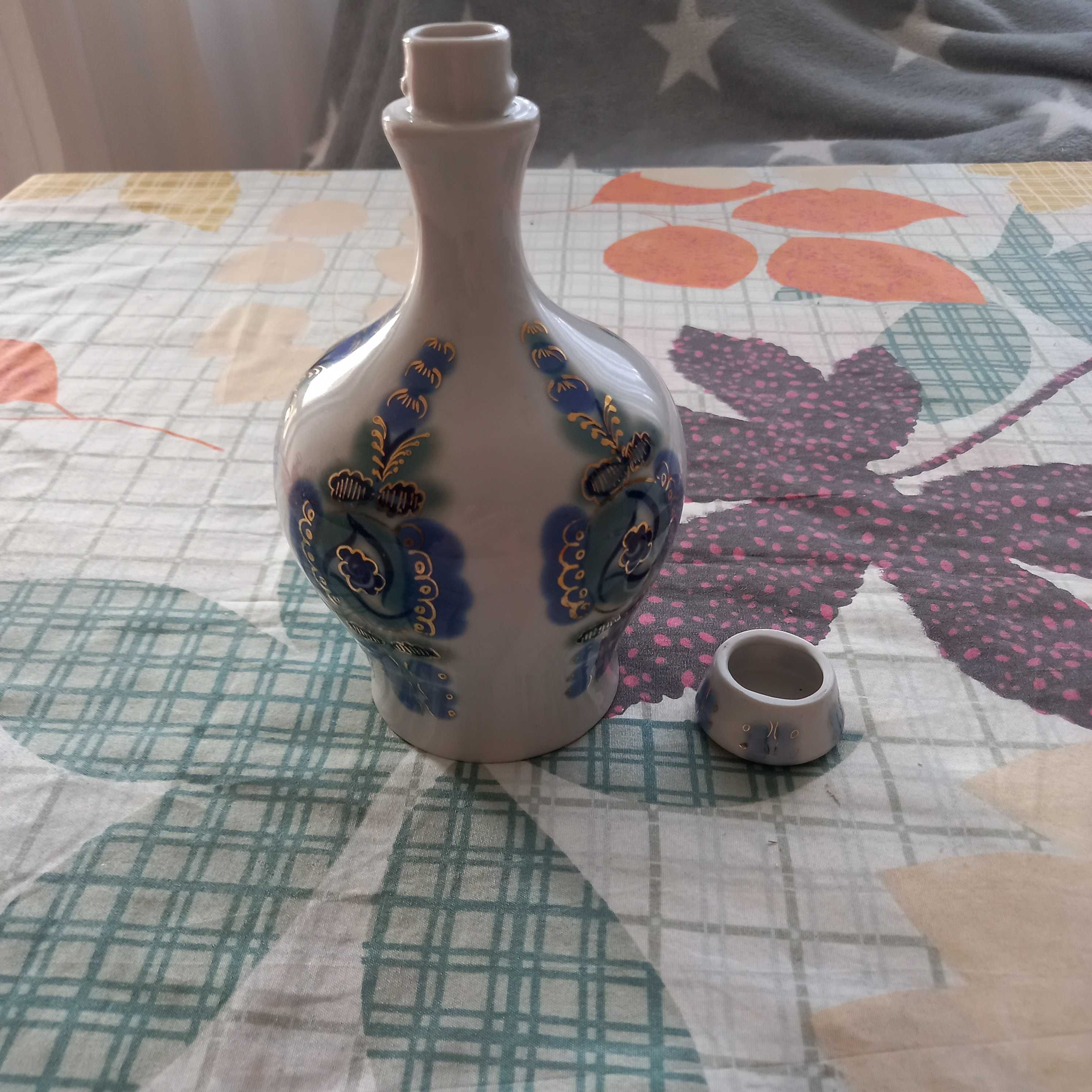 Wazony,wazoniki stare z porcelany. 20zł. sztuka.