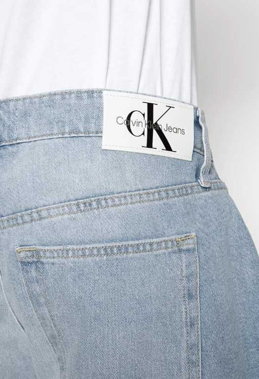 Шорты джинсовые Calvin Klein Jeans. Размер 30.