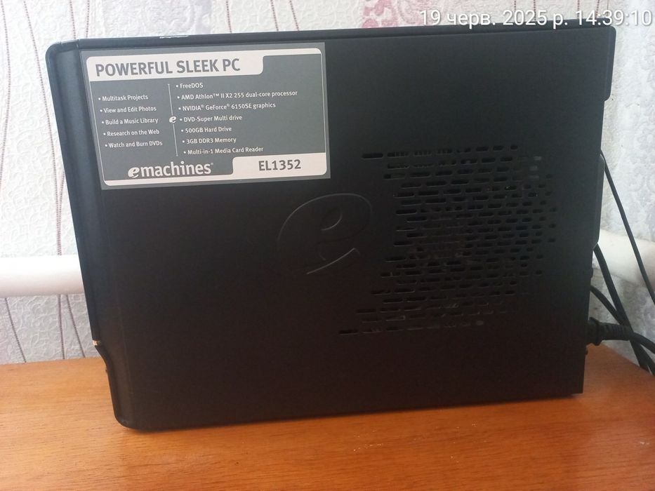 EMachines EL1352 пк компьютер системний блок