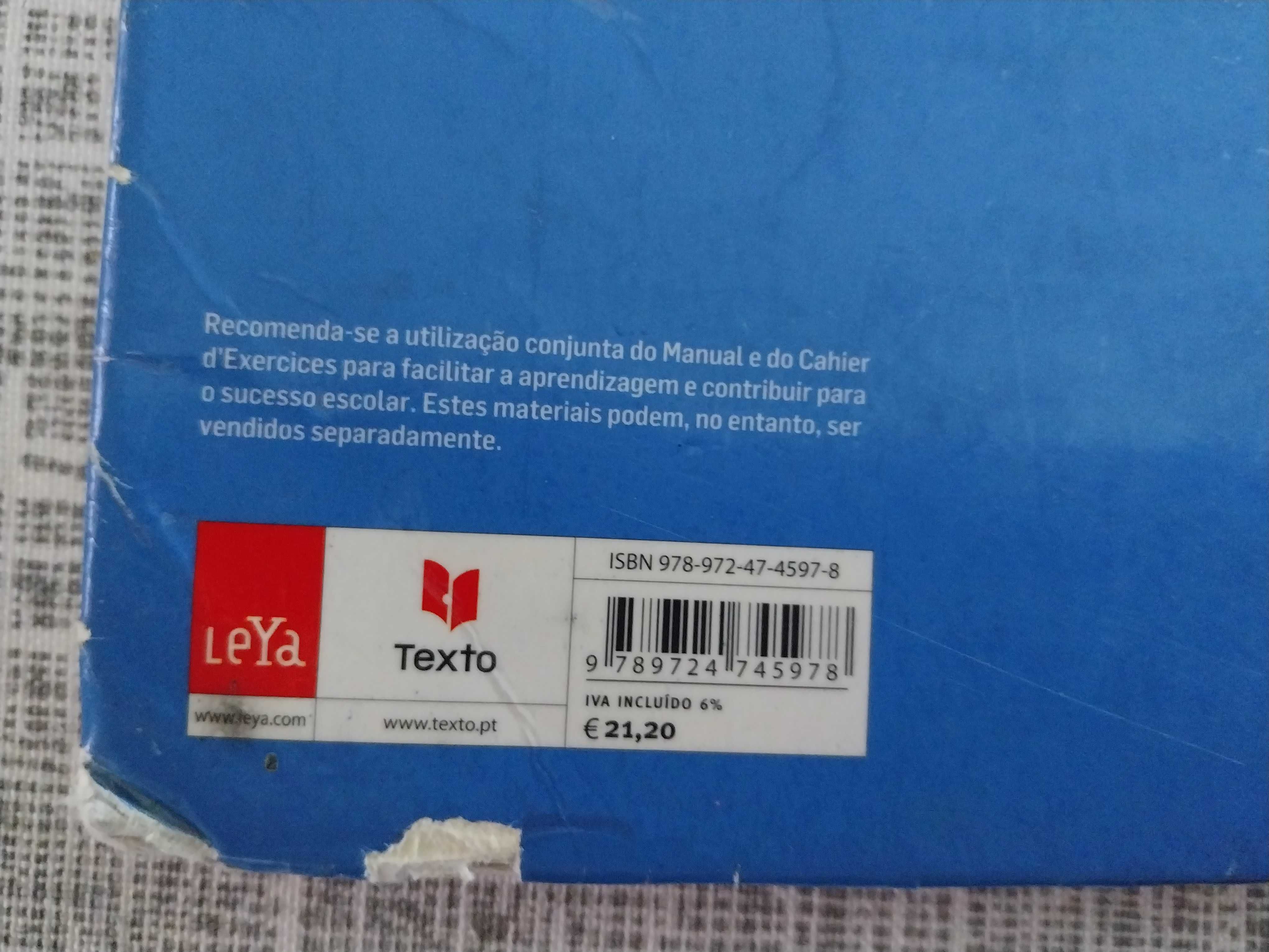 Manual e caderno de actividades de Francês 7°ano