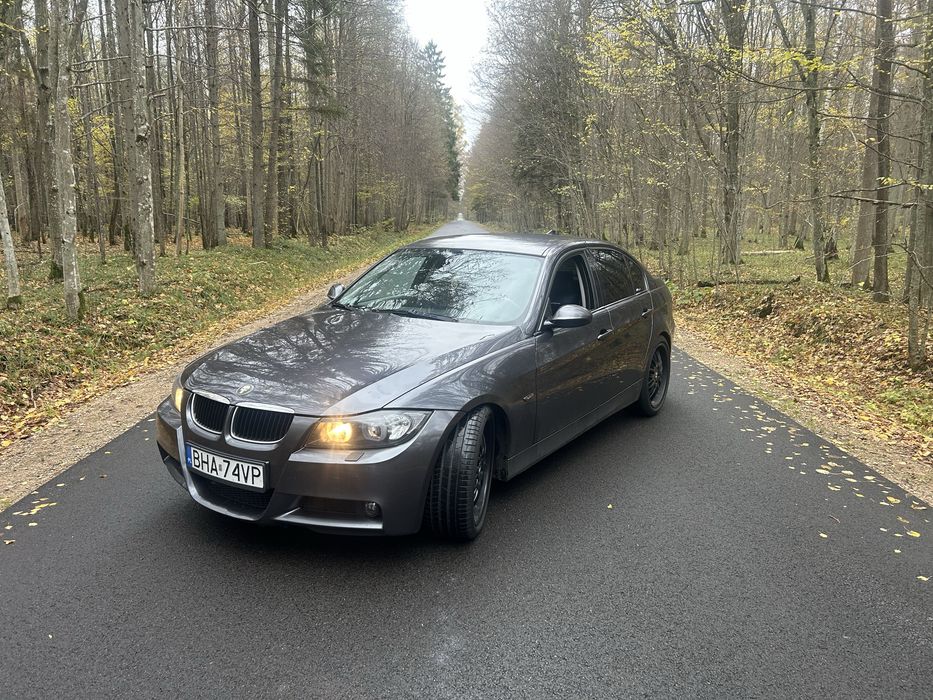 BMW E90 330i 3.0 258 KM • 2005r • Benzyna • Automat