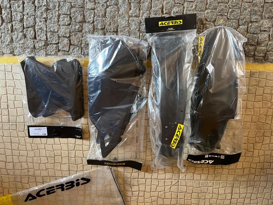 Carenagens Suzuki DRZ 400 novas