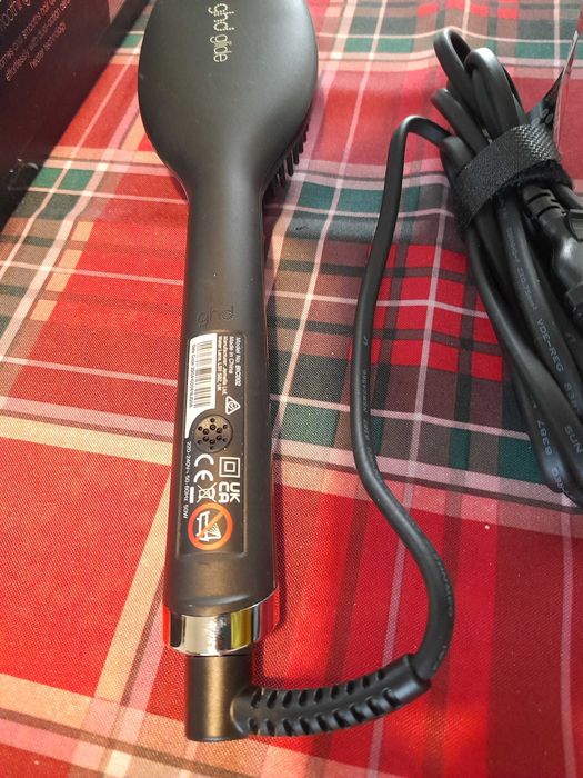 Szczotka prostująca ghd Glide Professional Hot Brush.