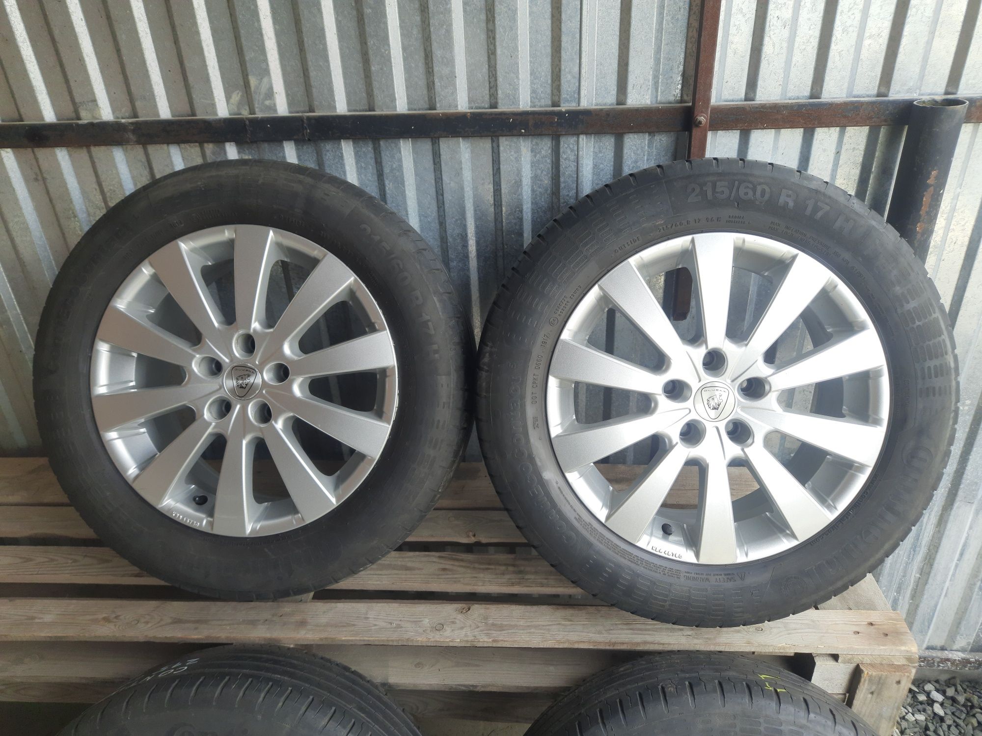 Колеса R17 5x114.3 7J ET38 ЦО 70.4 мм літо 225/60R17