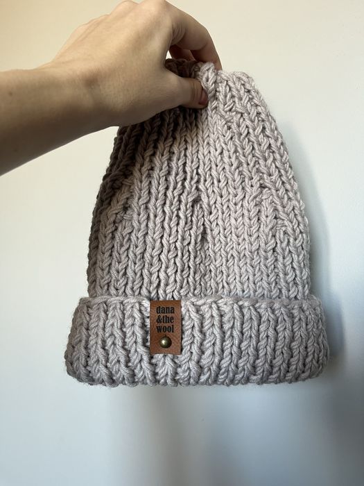 Czapka na drutach 100% merino wełna merynos  jasny beż