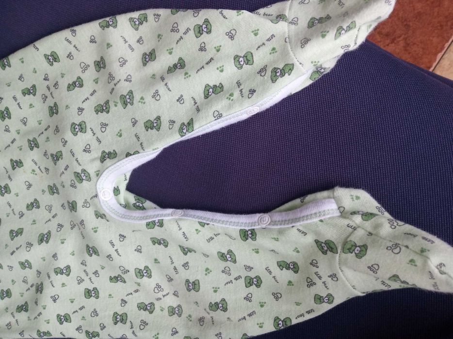 26) Komplet body i śpiochy jak nowe 74