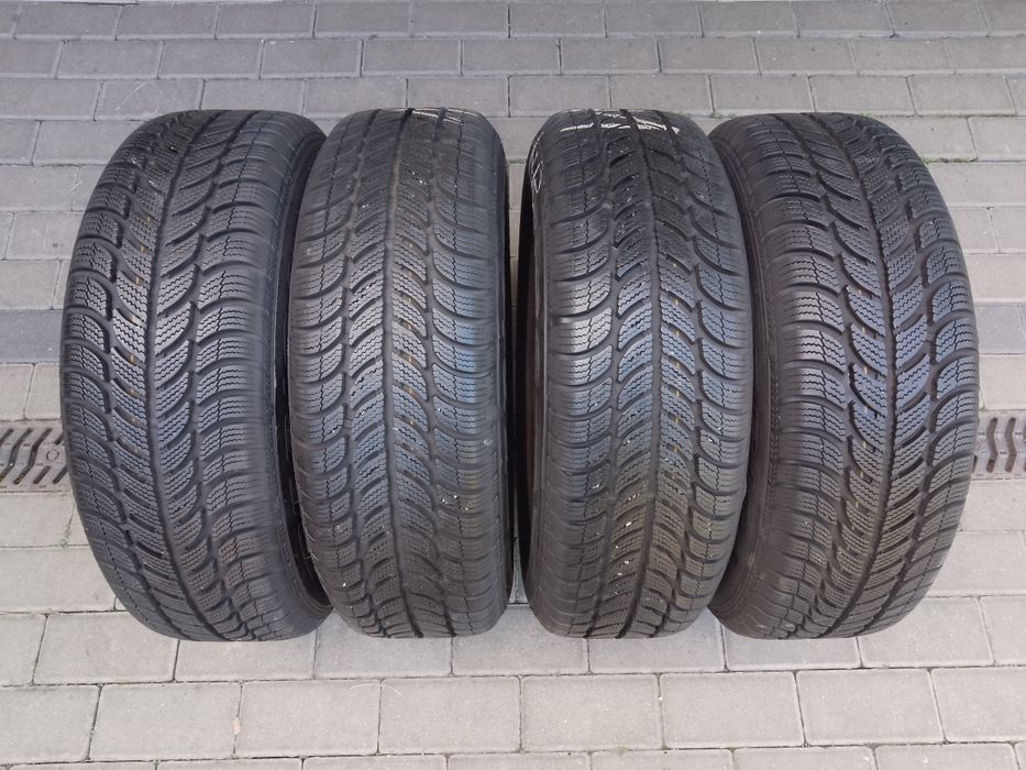 Koła stalowe z oponami zimowymi Vw.5x112. 195/65r15 Dębica. 2023 rok.