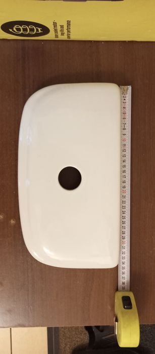 Кришка до бачка унітазу, відмінний стан, розміри на фото