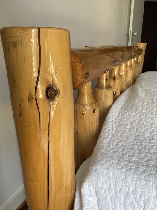 Estrutura de Cama King Size Amish Feita à Mão + Box IKEA