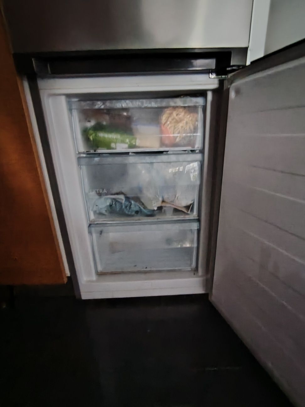 Frigorífico combinado Hisense