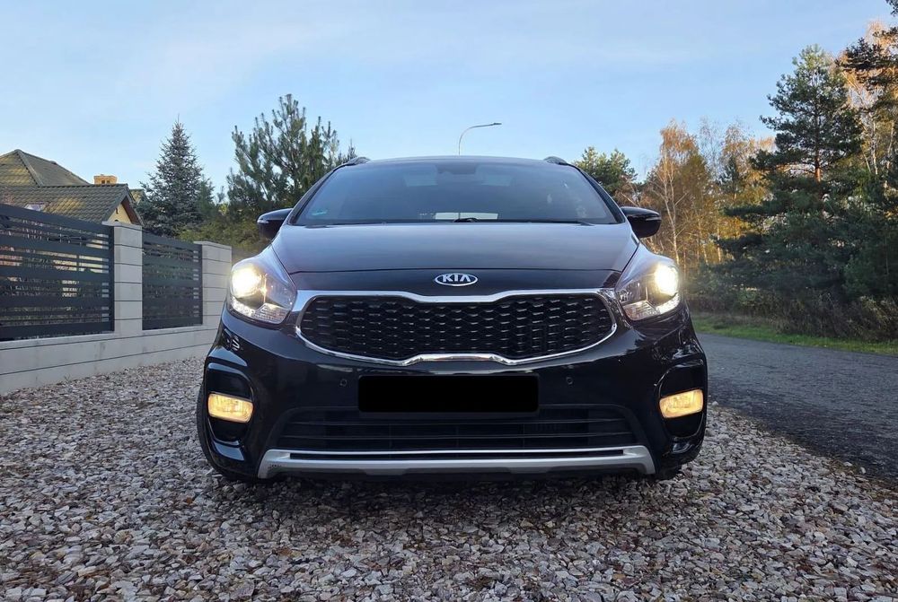 Kia Carens KIA Carens Spiryt 1.7 CRDI 141 KM – 7-osobowa, 2017 BOGATA WERSJA