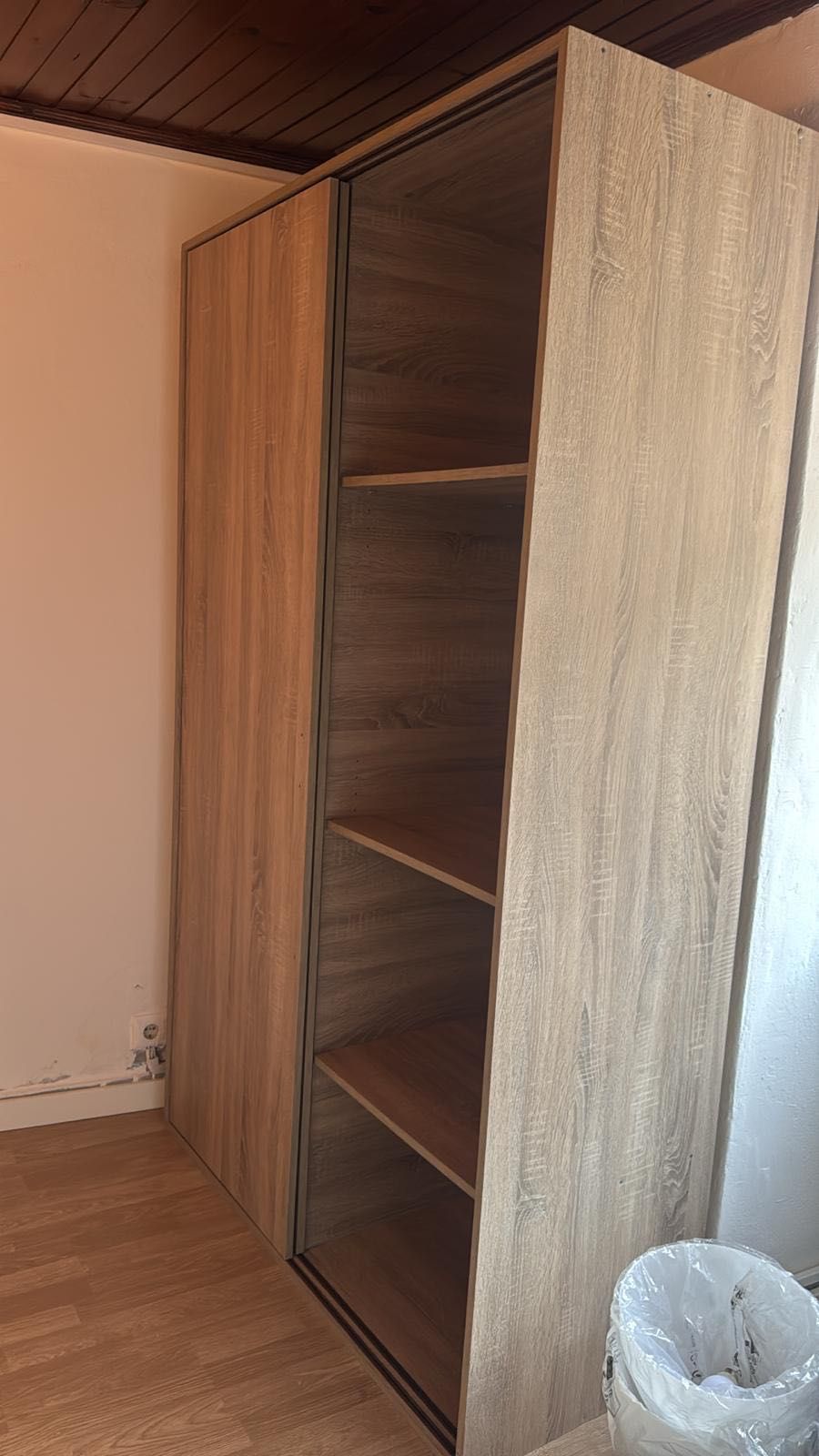Vendo guarda-roupa