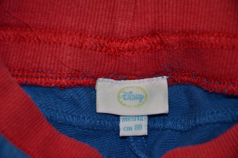 Disney włoskie spodnie dresowe spodenki Myszka Miki 12 miesięcy R. 80