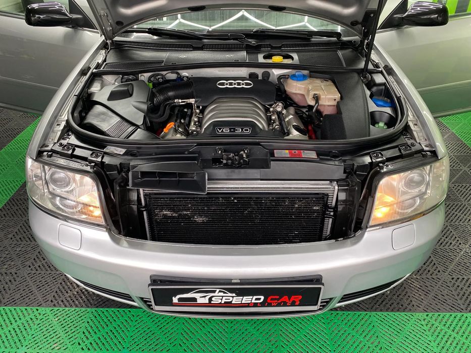 Audi A6 3.0i-V6 QUATTRO S-LINE Skóra Navi Kamera Czarna podsuf. Xenony