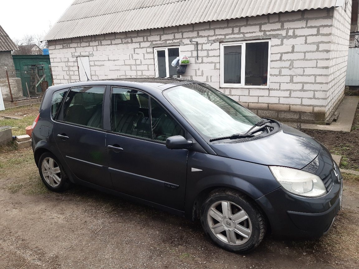 Renault scenic 2.Возможен обмен.