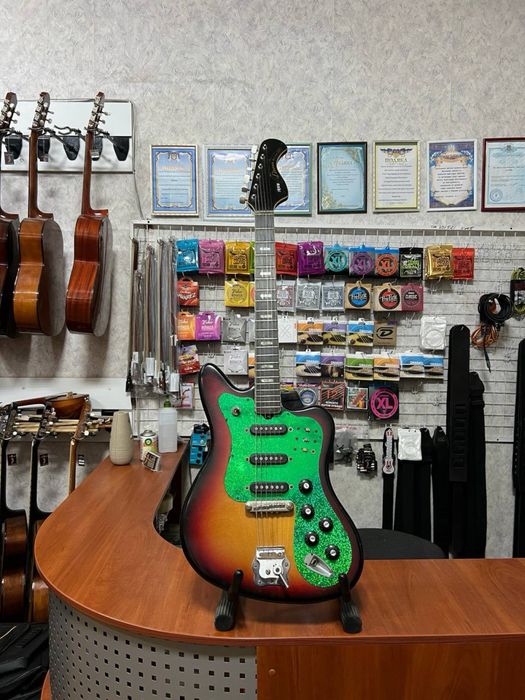 Електрогітара Розпродаж від 2795 грн. Налаштовані Майстром