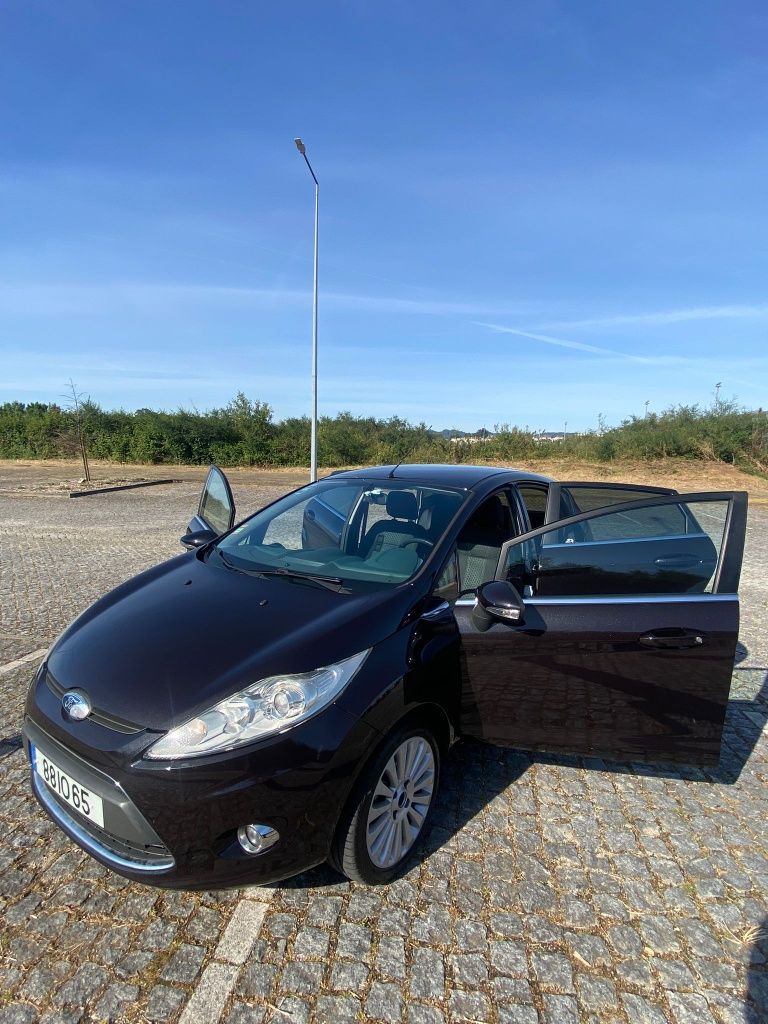 Vendo Ford Fiesta 1.2