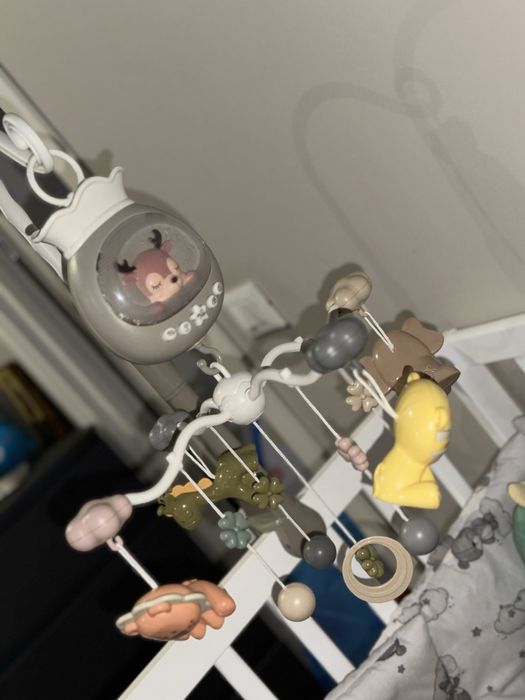 Мобіль на дитяче ліжечко