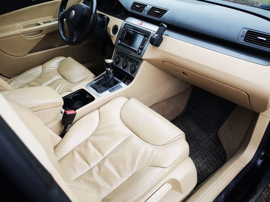 Beżowa skóra Passat b6 tapicerka siedzenia