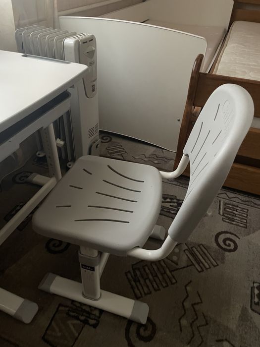 Детская парта СРОЧНО