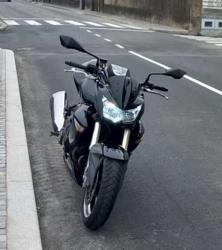 Kawazaki Z1000 Black Edition