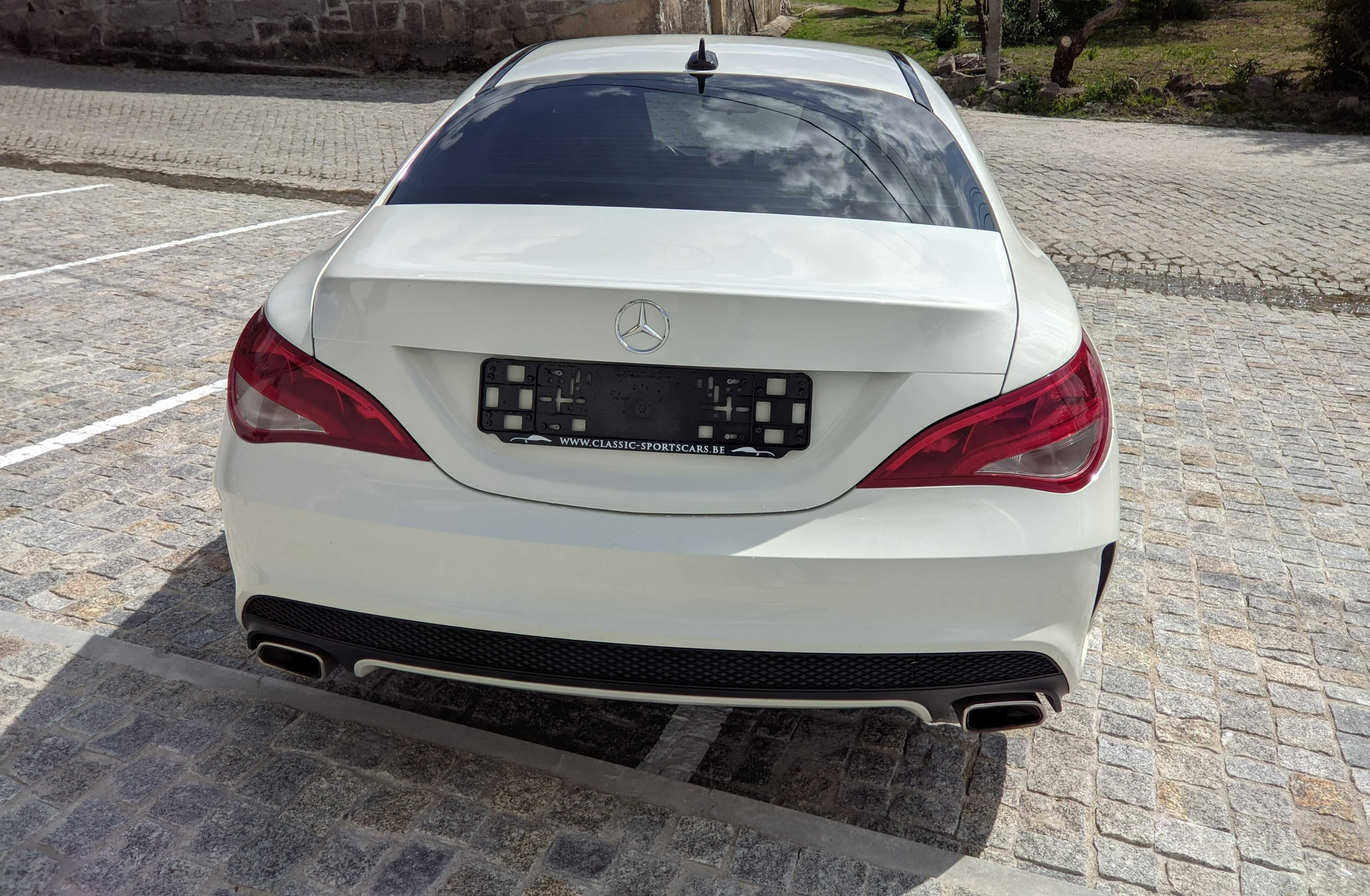 Mercedes- Benz CLA 180 d AMG Line