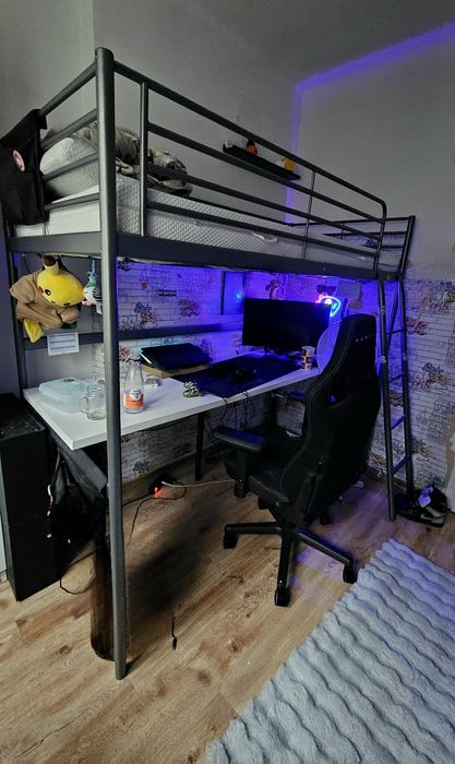 Ikea Svarta rama łóżka na antresoli 90x200 cm z biurkiem lub bez